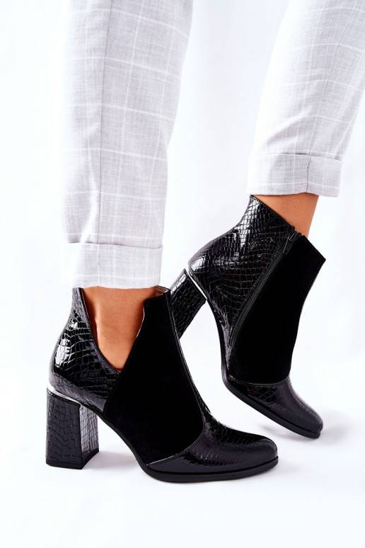 Dámské kozačky na podpatku v černé... Dámské kozačky na podpatku v černé...