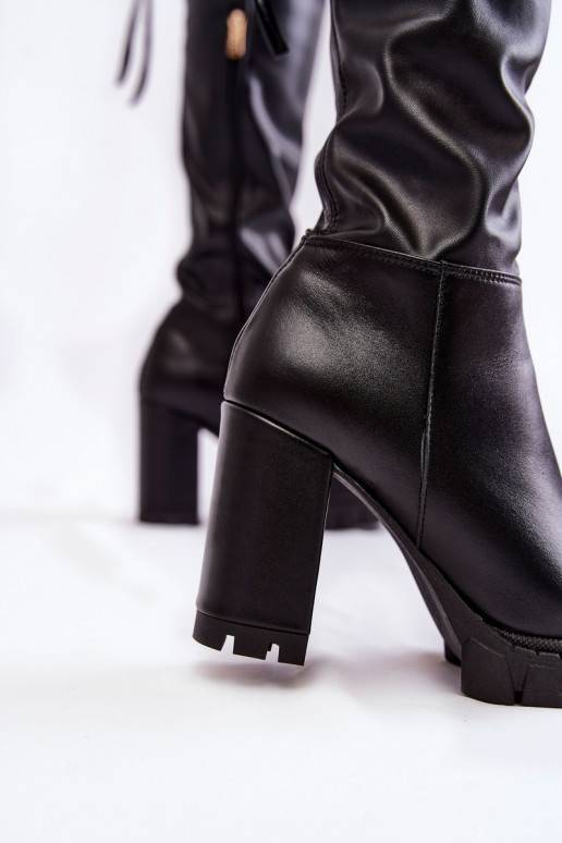 Černé dlouhé boty s platformou Boty Černé dlouhé boty s platformou Boty