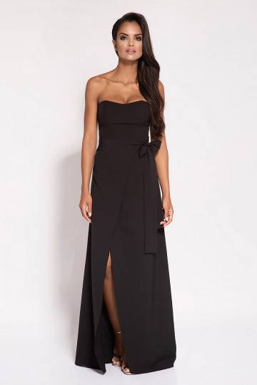 Juodos spalvos suknelė su...