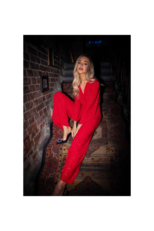 Lesklá kombinéza v červené barvě Moe