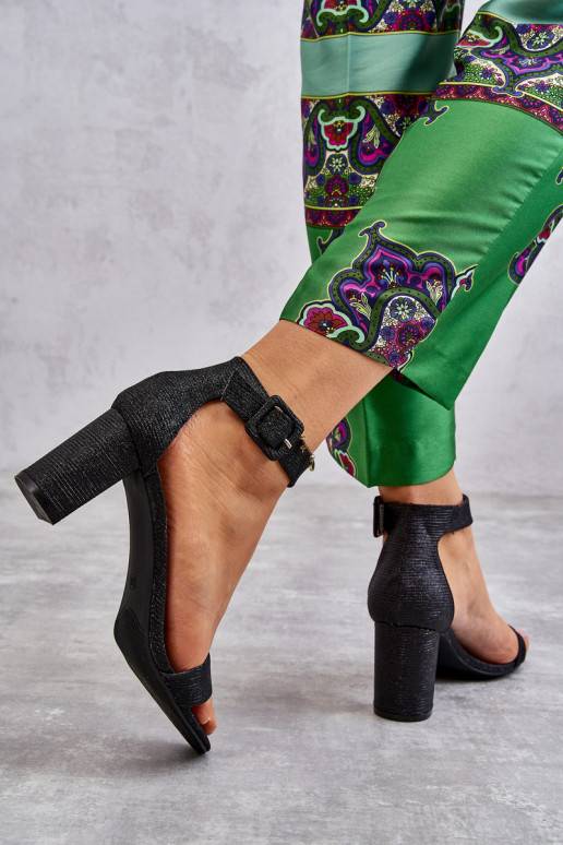 Černé lesklé vysoké podpatky Maxim Černé lesklé vysoké podpatky Maxim