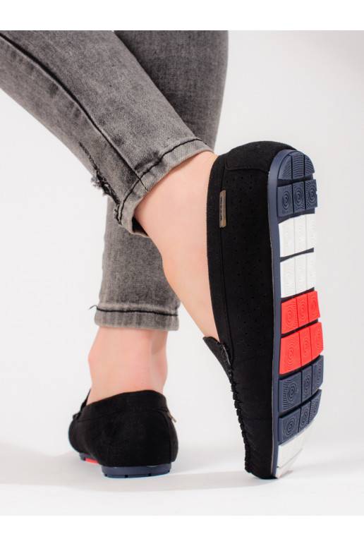 Pohodlné černé děrované semišové mokasíny Shelovet