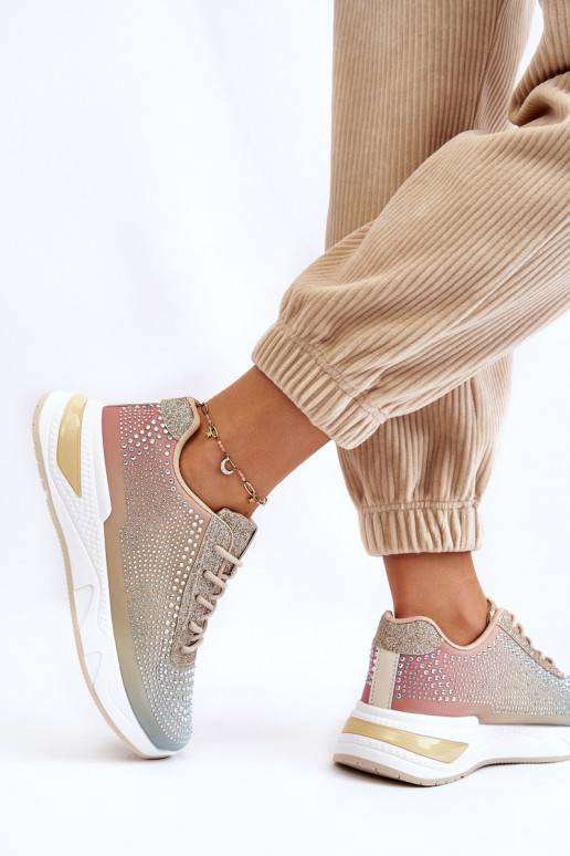 Lesklé tenisky s třpytivými očky v... Lesklé tenisky s třpytivými očky v...