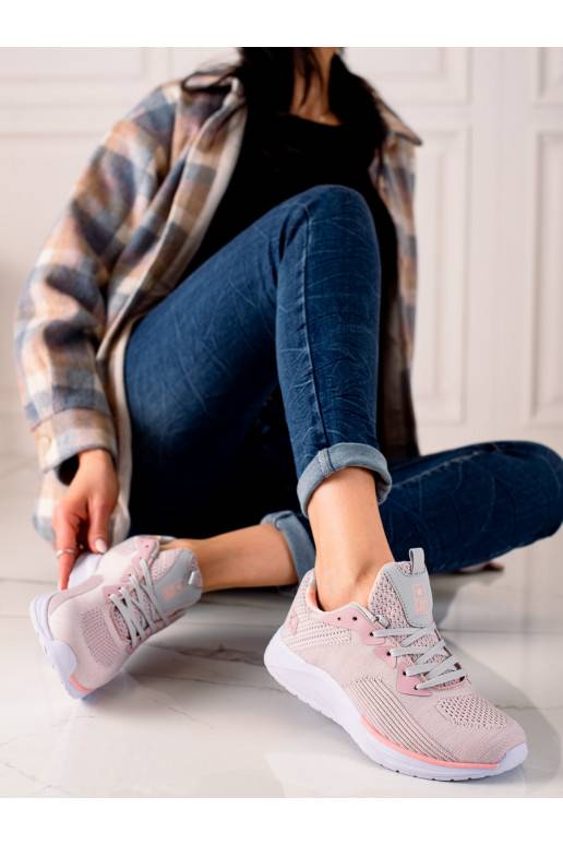 SPORTOVNÍ ŠNĚROVACÍ BOTY