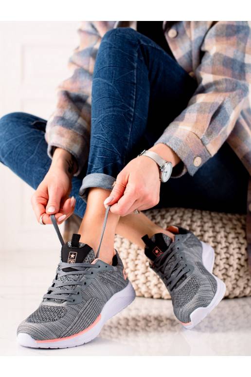 SPORTOVNÍ ŠNĚROVACÍ BOTY