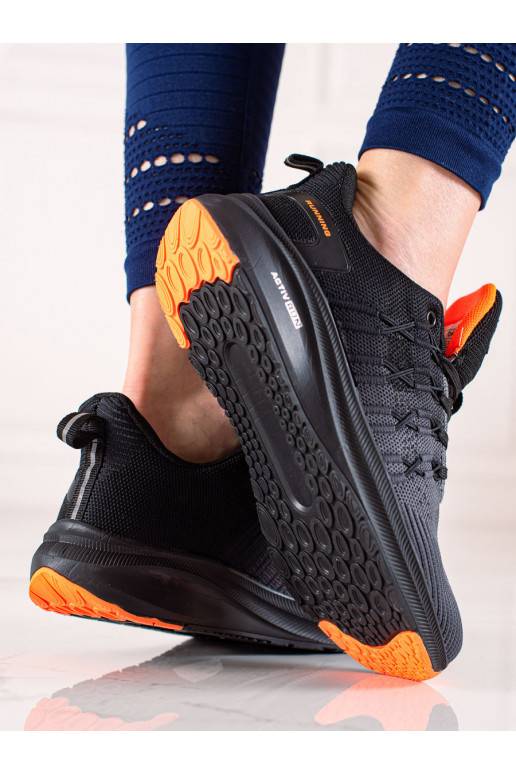 Lehké sportovní sneakersy DK