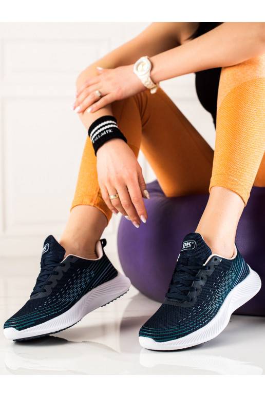 Pohodlné sportovní boty DK