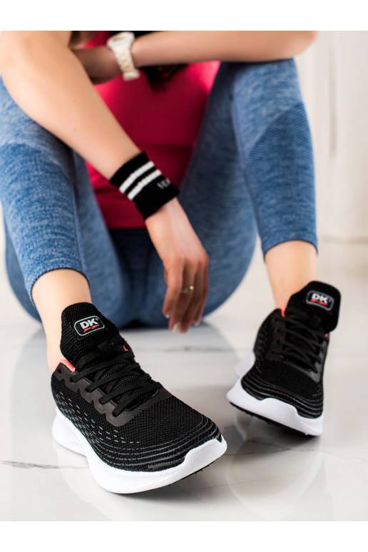 Pohodlné sportovní boty DK