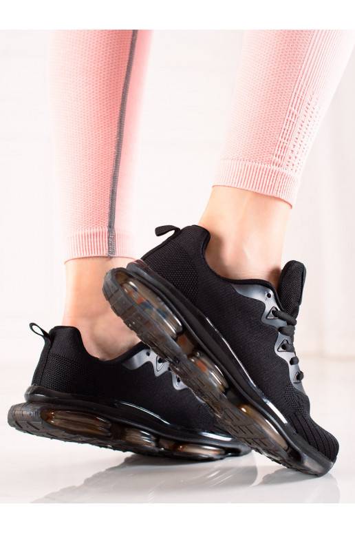 Sportovní boty na gumové platformě