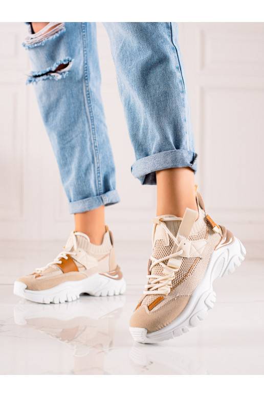 ŠNĚROVACÍ MÓDNÍ SNEAKERSY