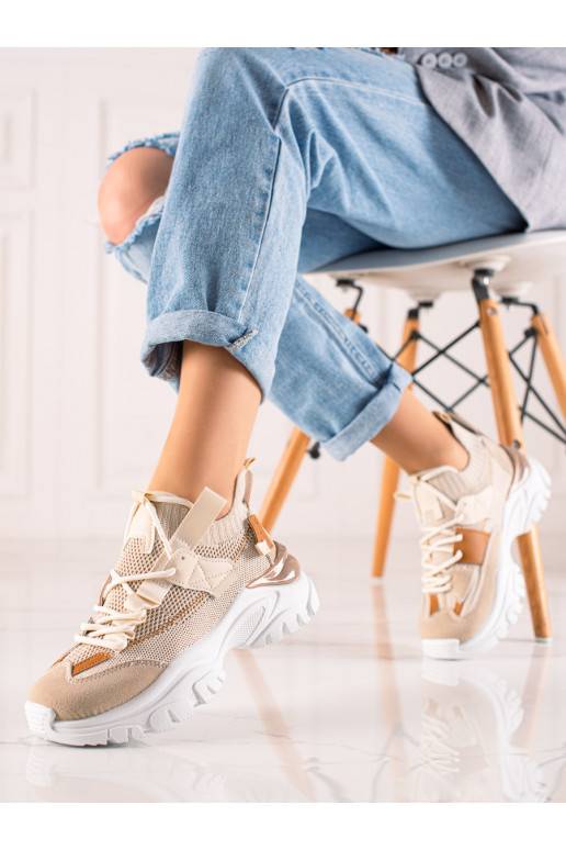 ŠNĚROVACÍ MÓDNÍ SNEAKERSY