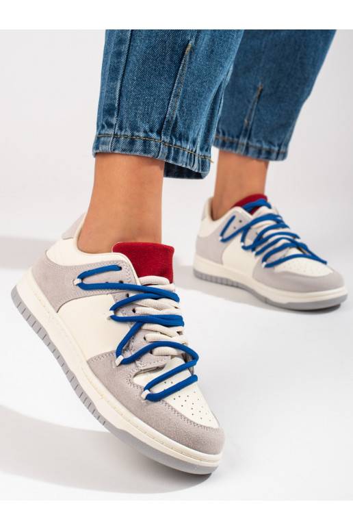 Sportovní boty Shelovet s modrými tkaničkami