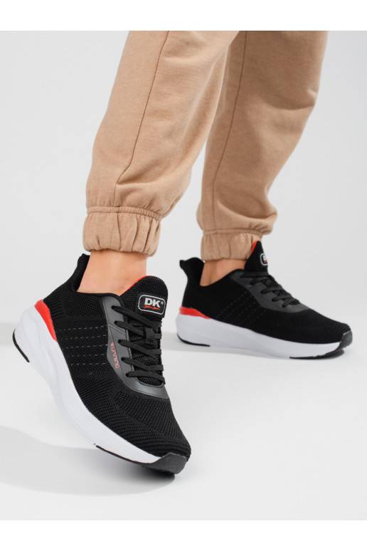 Dámské černé sportovní boty se silnou podrážkou DK