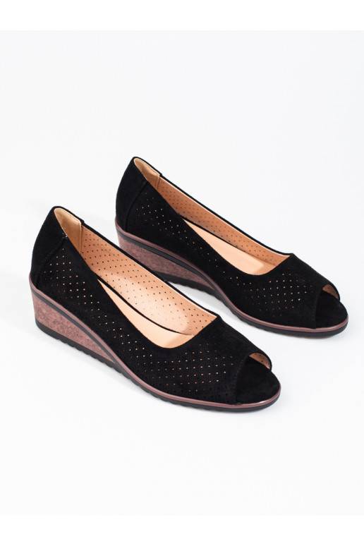 Dámské dírkované semišové lodičky na klínku Potocki černé