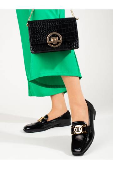 Lakované černé dámské boty s řetízkem Shelovet