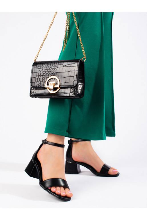 Černé klasické sandály na nízkém podpatku Vinceza