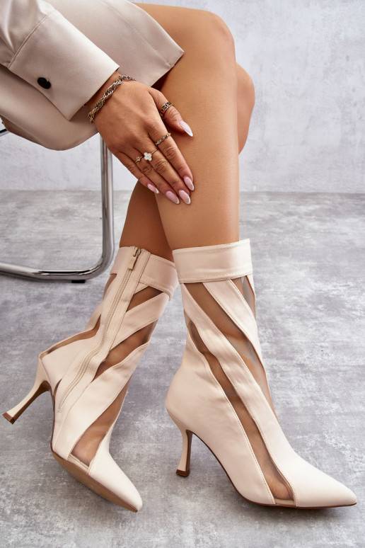 Béžové kozačky Deyna s tenkými podpatky Béžové kozačky Deyna s tenkými podpatky