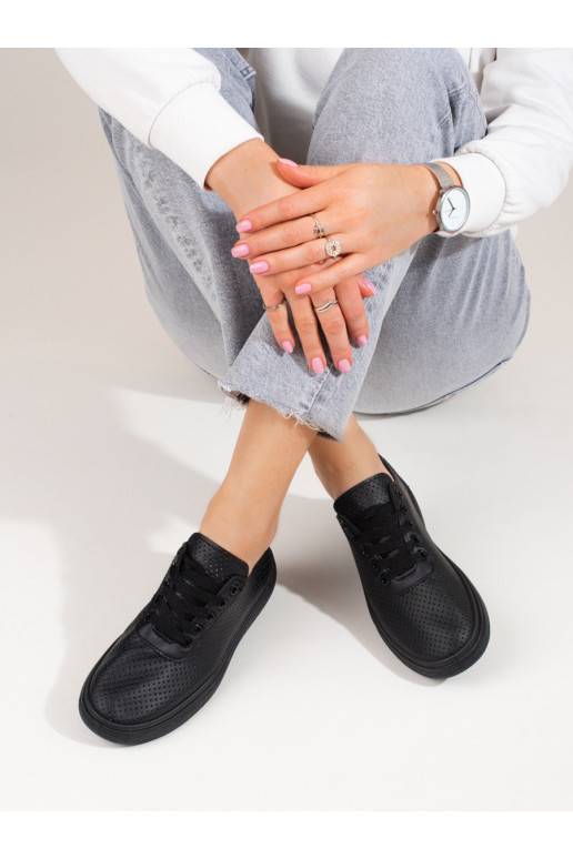 Černé sportovně - volnočasové boty... Černé sportovně - volnočasové boty...