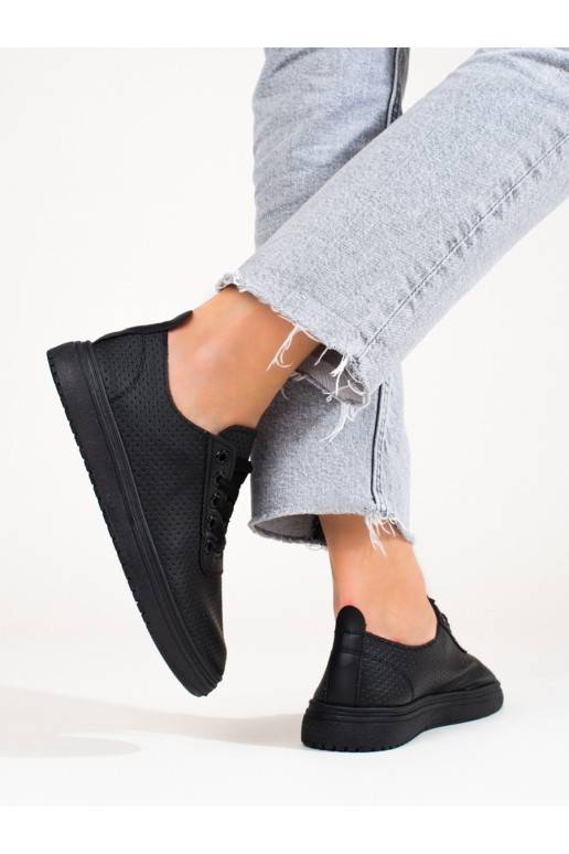 Černé sportovně - volnočasové boty... Černé sportovně - volnočasové boty...