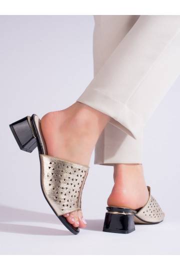 Dámské zlaté děrované sandály na nízkém podpatku Shelovet 2