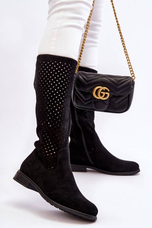 Semišové dlouhé kozačky v černé barvě...