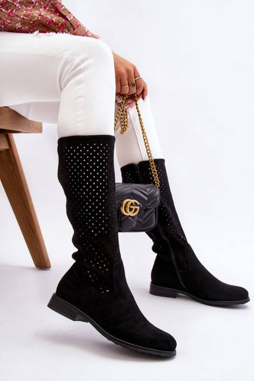 Semišové dlouhé kozačky v černé barvě...