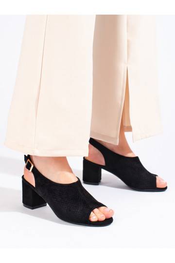Děrované černé sandály na podpatku Shelovet