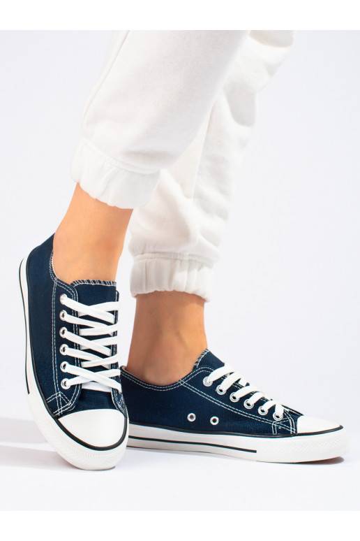 Klasické tmavě modré tenisky