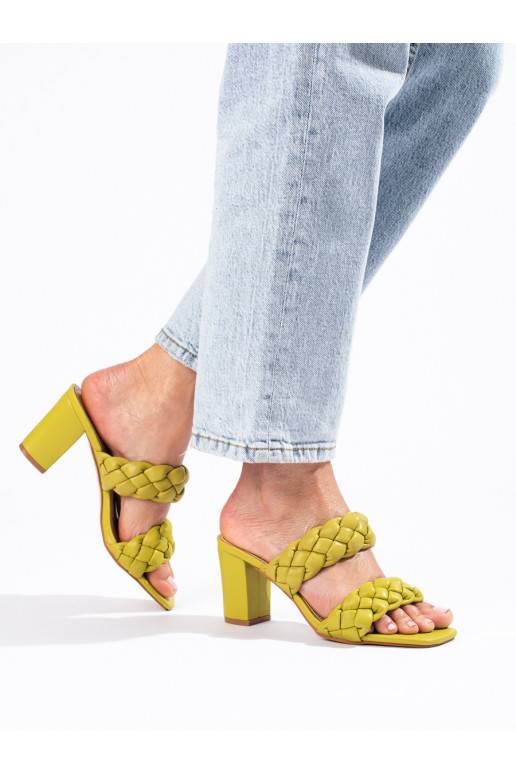 Zelené pletené pantofle na sloupku Shelovet