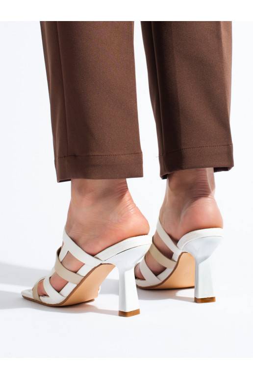Dámské bílé sandály na podpatku Shelovet