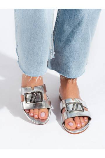 Stříbrné ploché sandály s ozdobou Shelovet 2