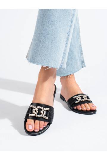 Dámské černé pantofle s elegantní přezkou Shelovet