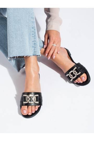 Dámské černé pantofle s elegantní přezkou Shelovet 2