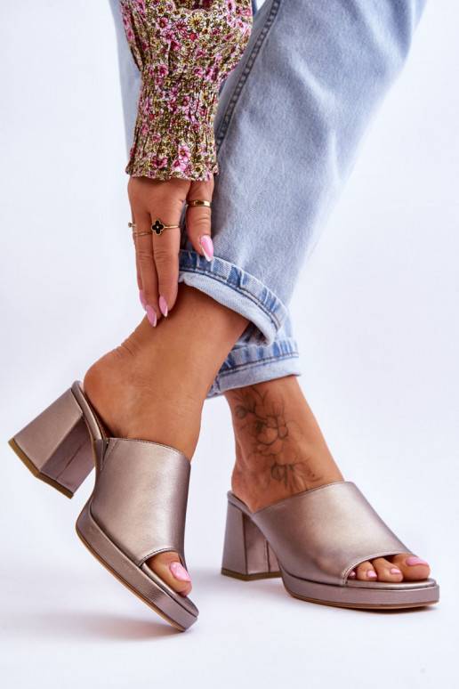 Modní pantofle na patku Sergio Leone