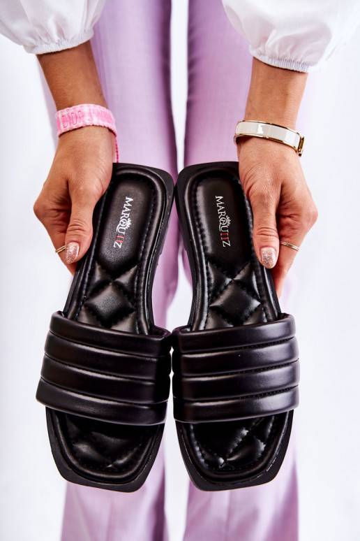 Černé pantofle Raula s prošívanými vzory Černé pantofle Raula s prošívanými vzory