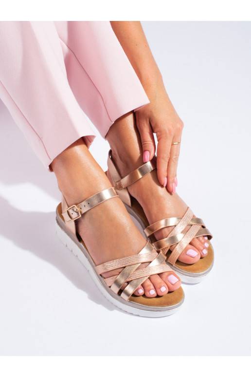 Dámské sandály s malou platformou... Dámské sandály s malou platformou...