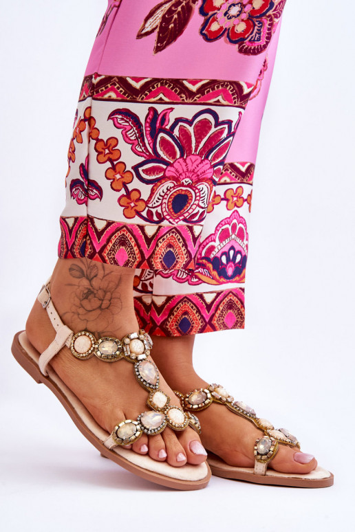 Oblázky zdobené sandály v béžové... Oblázky zdobené sandály v béžové...