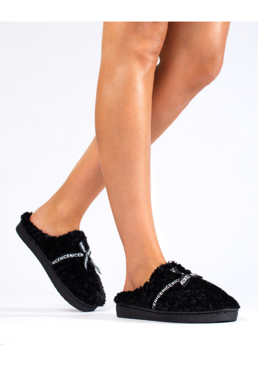 Teplé černé dámské pantofle Shelovet