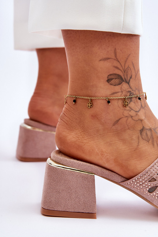 Basutės su kulniukais su tinkleliu...