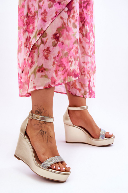 Aukso spalvos basutės  Arwen su... Aukso spalvos basutės  Arwen su...