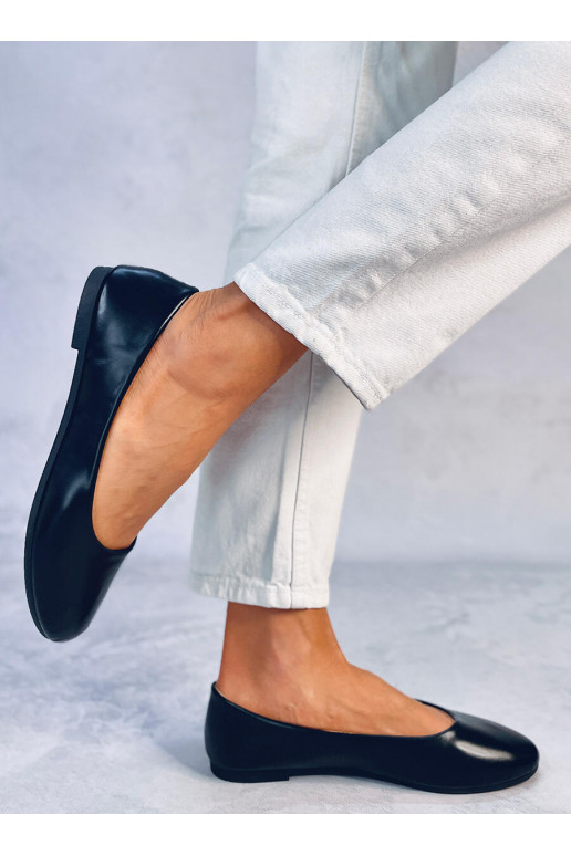 Balerinos su odiniu vidpadžiu juodos...