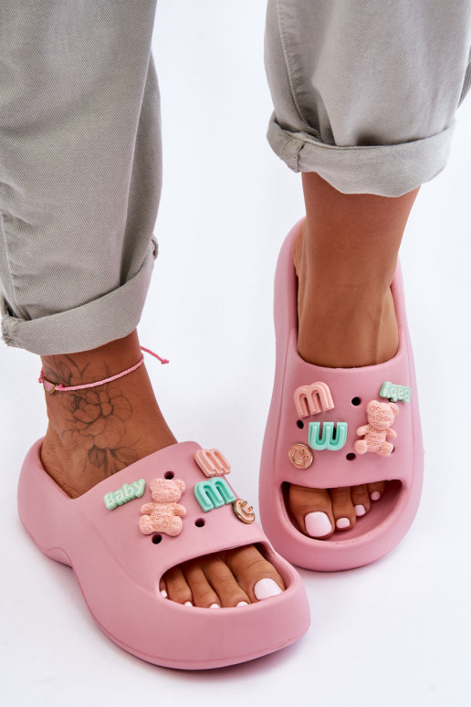 Lengvos šlepetės su gražiomis... Lengvos šlepetės su gražiomis...