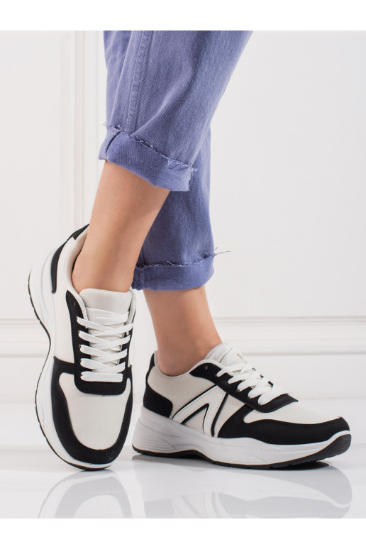 Sportiniai batai  baltos spalvos... Sportiniai batai  baltos spalvos...