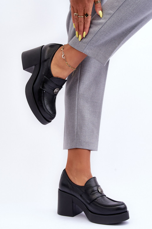 Batai  su kulniukais juodos spalvos...